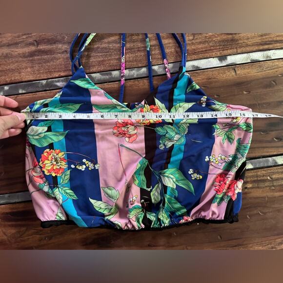 Express Blue and Pink Relaxed Camisole Size Small - Picture 5 of 7